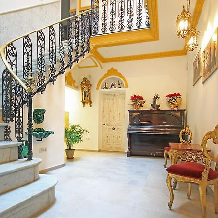Palace House Hercules - Apartments Sevilla Eksteriør billede
