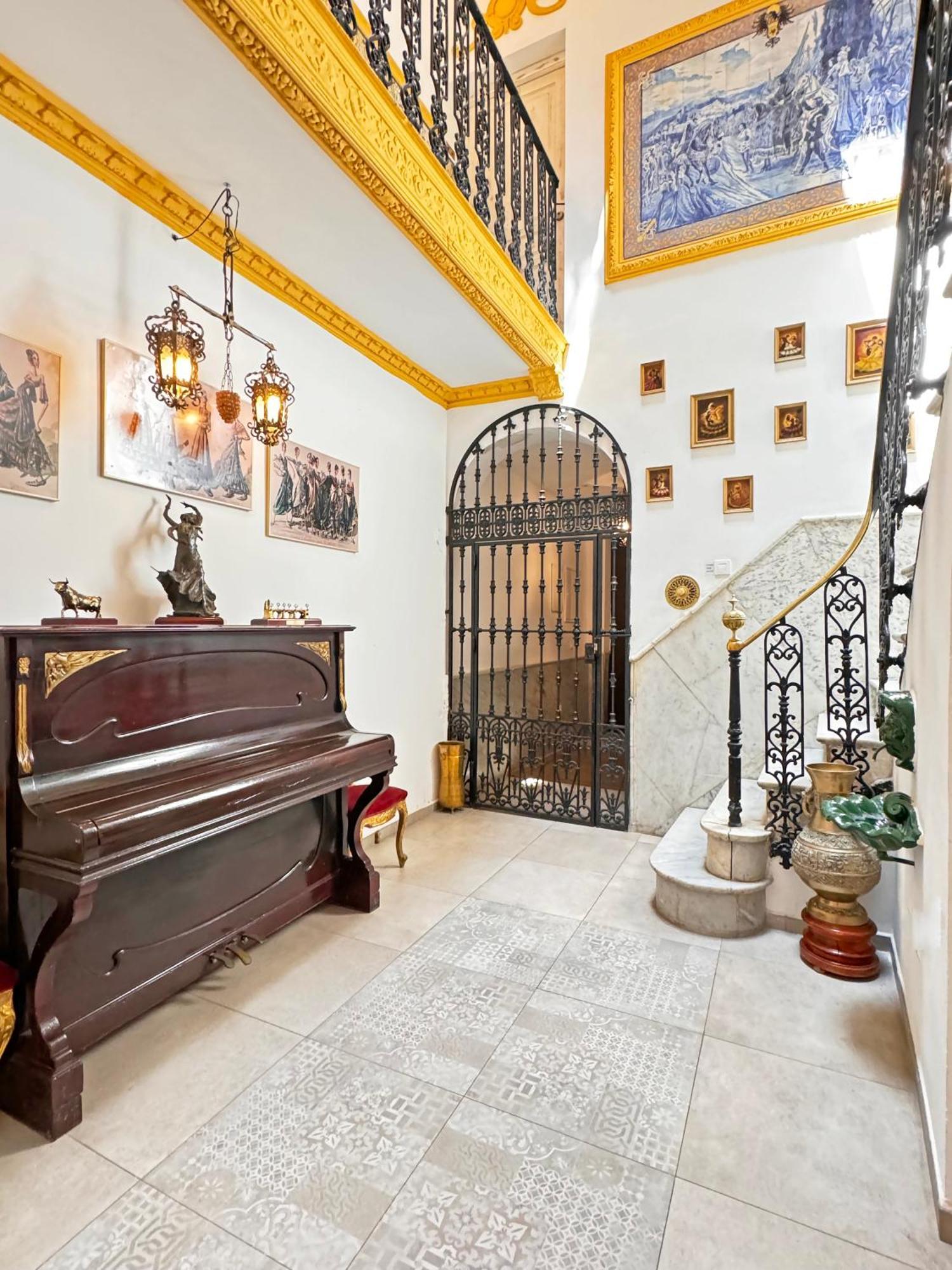 Palace House Hercules - Apartments Sevilla Eksteriør billede