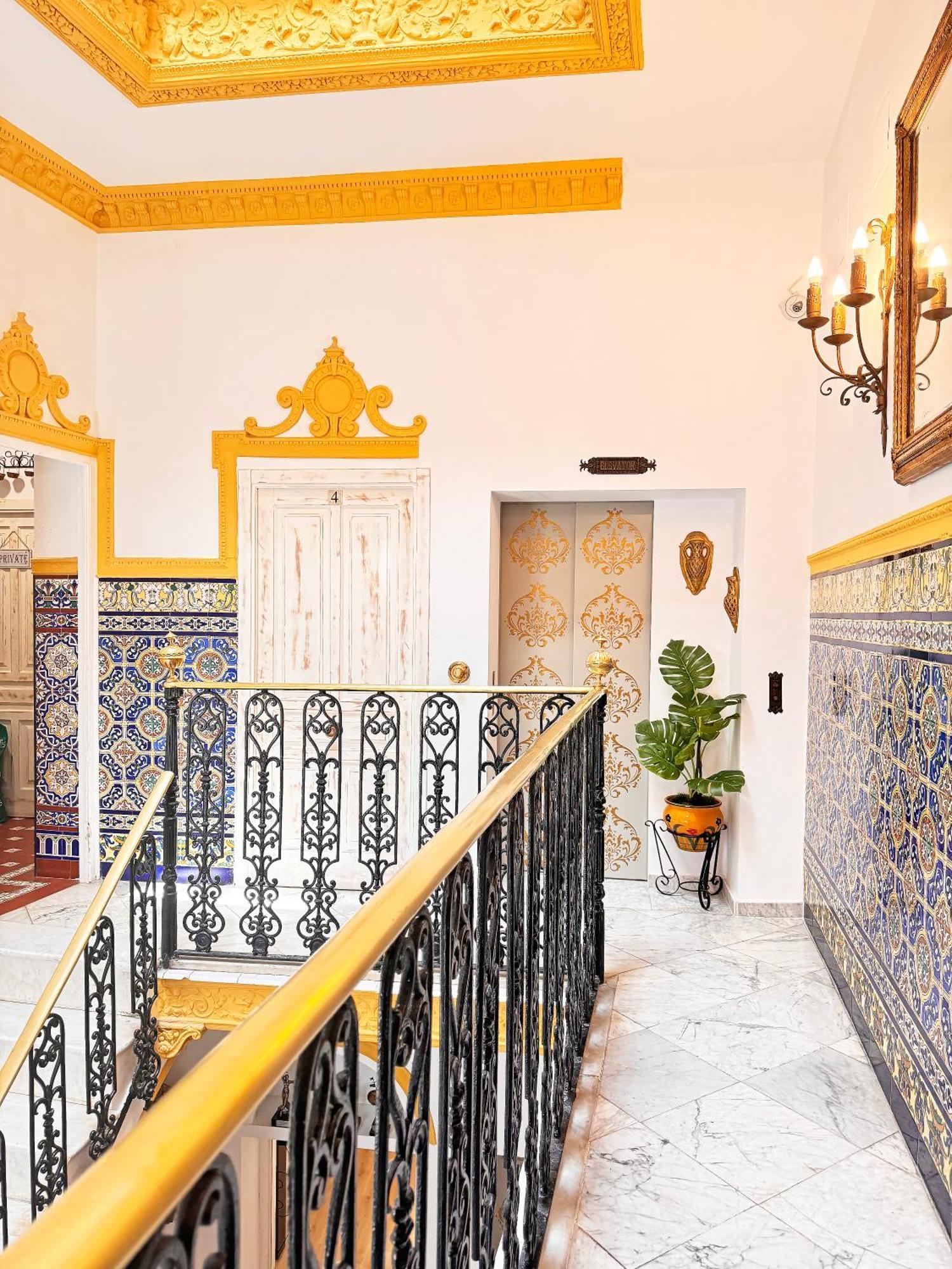 Palace House Hercules - Apartments Sevilla Eksteriør billede