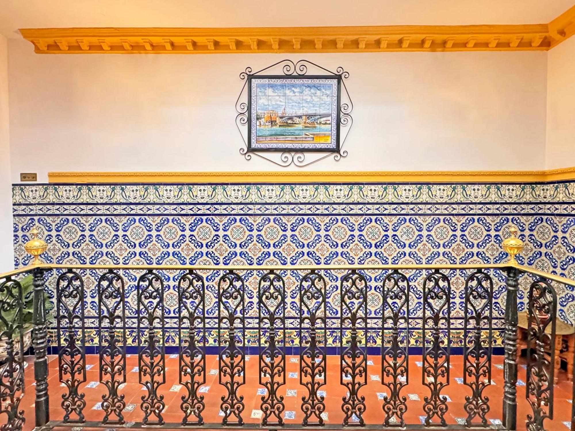 Palace House Hercules - Apartments Sevilla Eksteriør billede